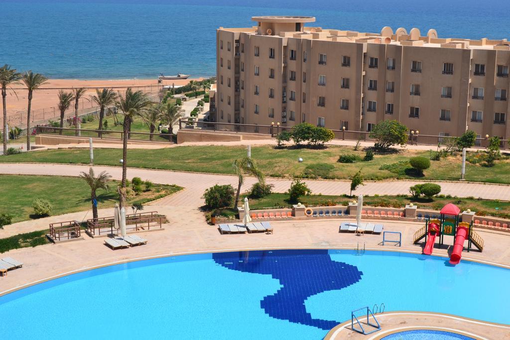 Grand Ocean Blue - Apartment 718 Ain Sukhna Exteriör bild